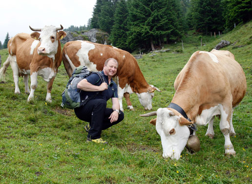 Harry Pr&uuml;nster wandert los. Bild: Sender