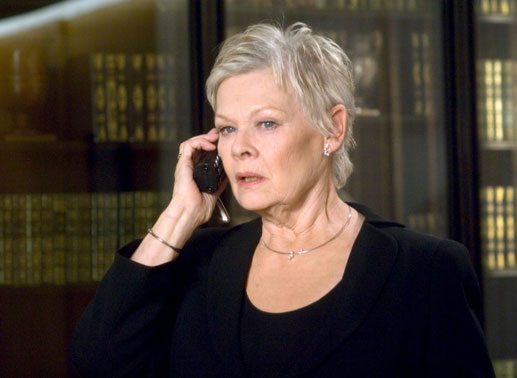 M (Judi Dench) hat eine Mission f&uuml;r James Bond. Bild: Sender