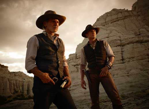 Zwei Cowboys in der W&uuml;ste von New Mexico. Bild: Universal