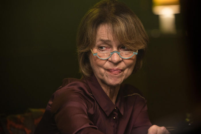 &bdquo;Pokerface&ldquo; mit Cornelia Froboess (Rosa Hofer). Bild: Sender / ORF/MR Film/Toni Muhr