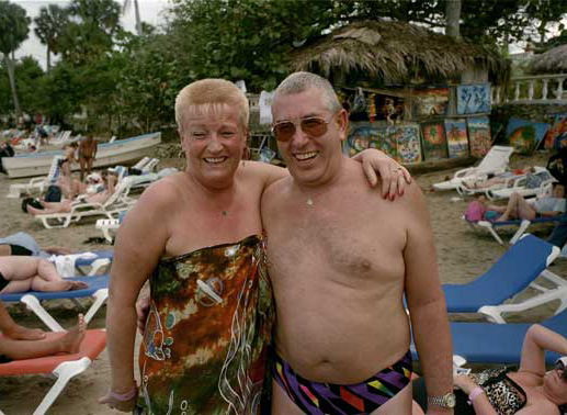  Christine und Rudolf freuen sich, dass sie nicht die einzigen &ouml;sterreichischen Urlauber sind. Bild: Sender