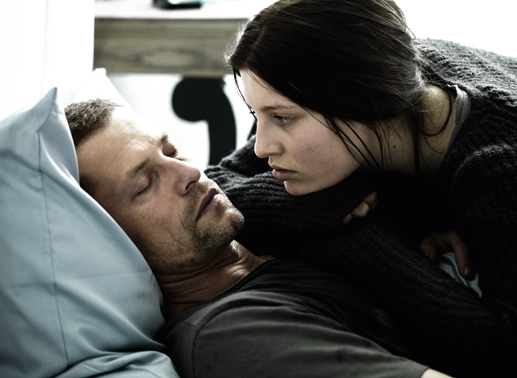Til Schweiger als Max Fischer und Luna Schweiger als Nina. Bild: Sender