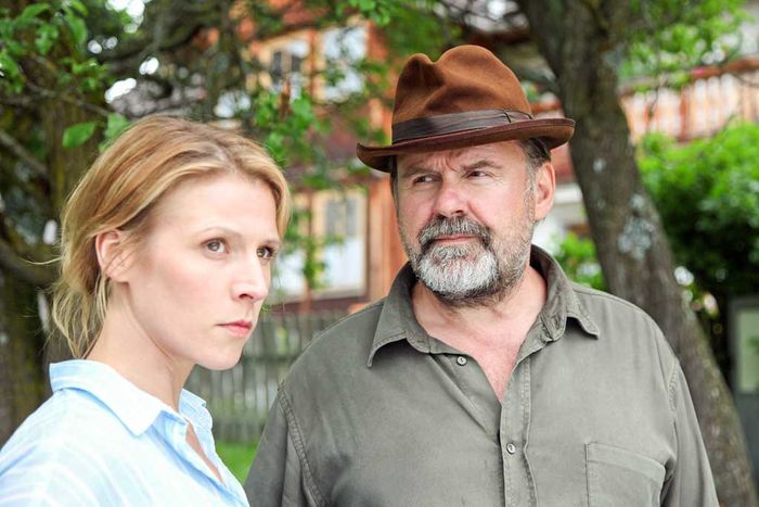 Franziska Weisz (Irene Kemmer), August Schmölzer (Anton Wolf). Bild: Sender / Film27 / Andrea Mayer-Rinner