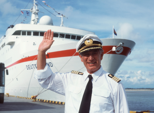 Siegfried Rauch als "Traumschiff"-Kapit&auml;n Paulsen. Bild: Sender