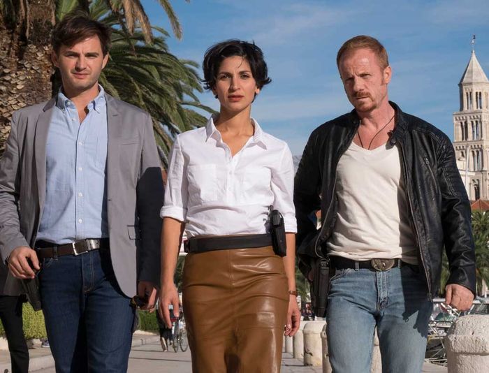 Das Team der Mordkommission von Split: Branka Marić (Neda Rahmanian) mit ihren Kollegen Emil Perica (Lenn Kudrjawizki) und Borko Vucevic (Kasem Hoxha). Bild: Sender / Erika Hauri
