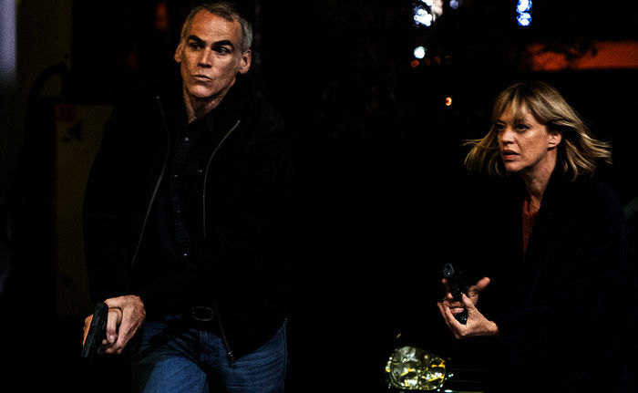 Tatort Mainz:  Martin Rascher (Sebastian Blomberg) und Ellen Berlinger (Heike Makatsch) im Einsatz in Mainz. Bild: Sender / SWR / Bettina M&uuml;ller