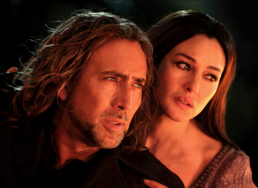 Nach über 1000 Jahren kämpfen Balthazar Blake (Nicolas Cage) und Veronica (Monica Bellucci) erneut gegen die Oberhexe Morgan Le Fay und eine ganze Reihe anderer böser Hexer und Magierfieslinge ... Bild: Sender