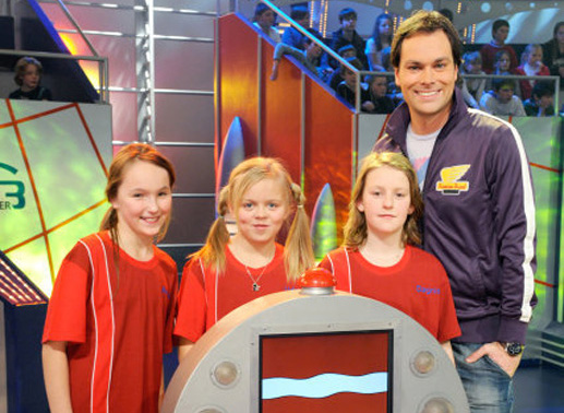 Daniel Fischer moderiert die Quiz-Sendung.
Bild: ORF/ZDF/Thomas K. Schumann