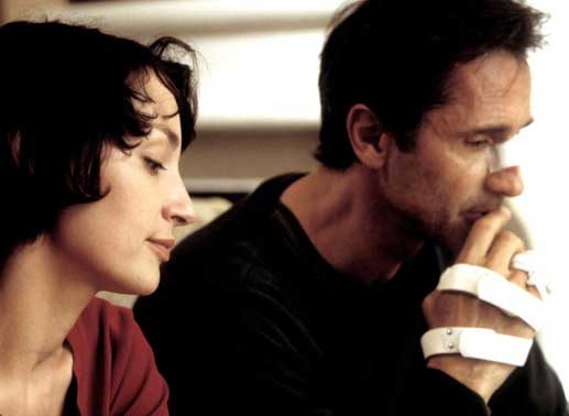 Sind hier noch Gef&uuml;hle im Spiel? Francois  (Thierry Lhermitte) besucht seine Ex-Frau, Sylvie (Jeanne Balibar). Bild: Sender
