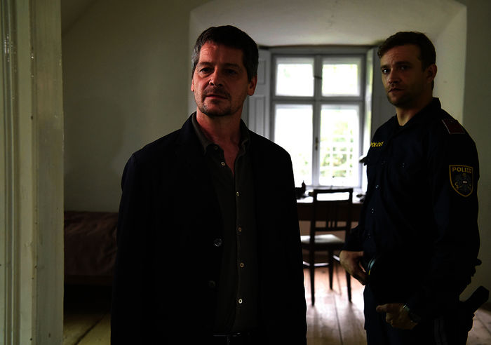 Schutzengel: Oberinspektor Paul Werner (Fritz Karl), Martin (Michael Steinocher). Bild: Sender / ZDF und ORF / Superfilm / Hubert Mican.