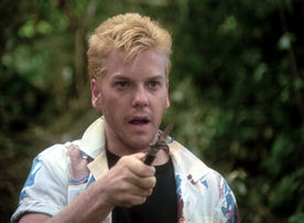 Ace Merrill (Kiefer Sutherland) ist der r&uuml;de Anf&uuml;hrer einer Halbstarken-Gang, die die vier Freunde bedroht ... Bild: Sender /Sony