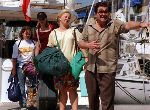 Familie Prantner in Grado: Veronica Csarmann, Theresa B&ouml;hler, Ulrike Beimpold, Erwin Steinhauer. Bild: Sender