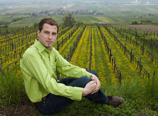 Christian, 29, der elegante Winzer aus Nieder&ouml;sterreich. Christian ist erfolgreicher Winzer, der auf insgesamt 6 ha seinen Wein anbaut. Gerade eben hat er bei der &bdquo;Berliner Wein Trophy&ldquo; Gold gewonnen. Seit 6 Jahren ist er Single. Bild: ATV