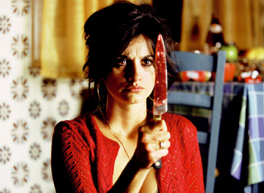 Raimunda (Penelope Cruz) hat ein Problem: wohin mit der Mordwaffe? Bild: Sender