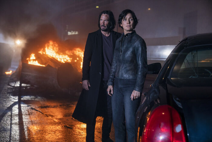 Matrix Resurrections:  Keanu Reeves (Neo / Thomas Anderson), Carrie-Anne Moss (Trinity / Tiffany). Bild: Sender / ORF / PRO7 / Warner