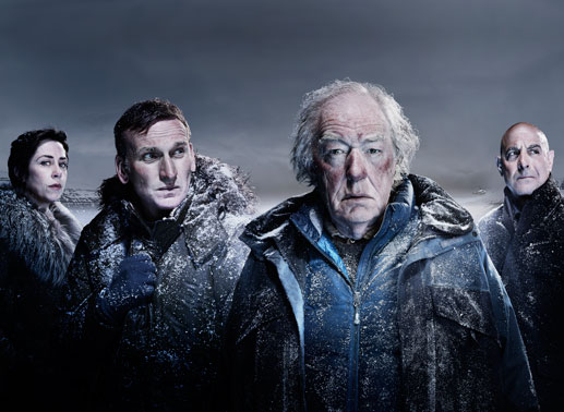 In den Hauptrollen: Stanley Tucci, Michael Gambon, Christopher Eccleston und Sofie Gr&aring;b&oslash;l. Bild: Sender