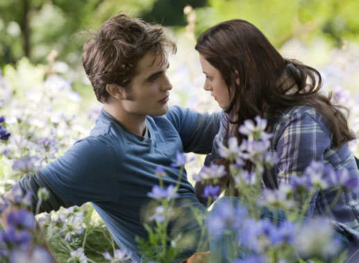 Bella (Kristen Stewart) und Edward (Robert Pattinson).
Bild: 2009 Concorde Filmverleih GmbH