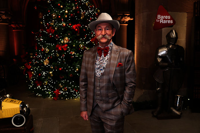 Horst Lichter feiert Weihnachten auf Schloss Drachenburg. Bild: Sender / ZDF und Frank W. Hempel.