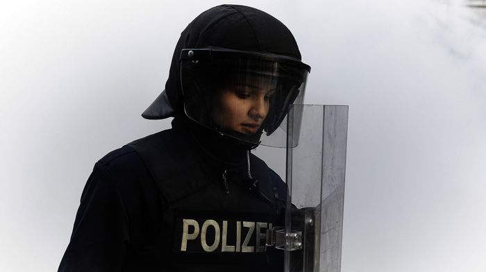Am Ende der Worte: Lisa Vicari ist Laura. Bild: Sender / NDR / Alena Sternberg 
